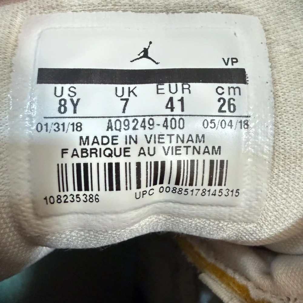 Nike Air Jordan Max Aura Light Aqua AQ9249-400 Youth Basketball‎ Sneakers 8Y